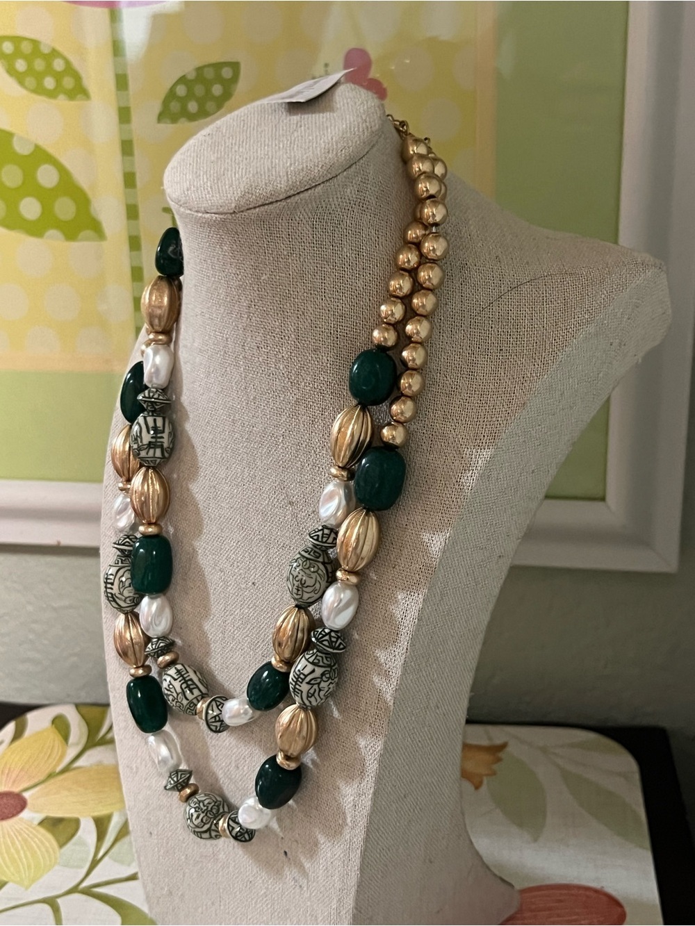 NWT Southern Living Layered Green, Gold and White Statement Necklace #JW7 - Picture 11 of 12